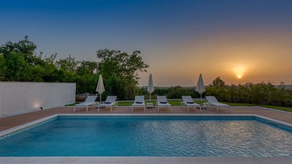 Villa Eleven - Veličanstvena luksuzna vila samo nekoliko minuta vožnje od Rovinja i njegovih plaža