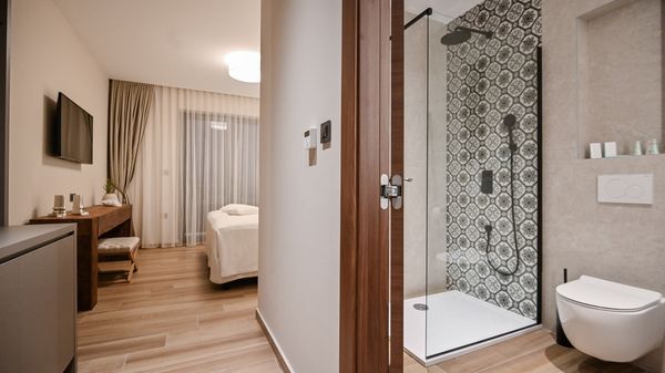 Moderna Villa Figa I s vanjskim bazenom i saunom na Krku