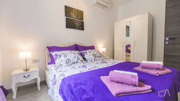 Moderne Villa Future mit beheizt Außenpool im ruhigen Dorf auf Krk