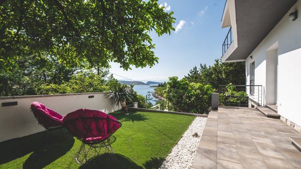 Stunning Villa Grace with a sea view and a pool in Jadranovo