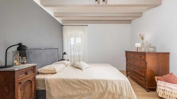 Villa Jona - Lijepa vila s privatnim bazenom, igraonicom i vanjskim igralištem za djecu