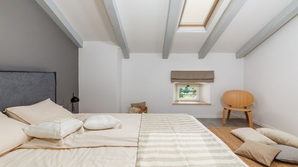 Villa Jona - Lijepa vila s privatnim bazenom, igraonicom i vanjskim igralištem za djecu