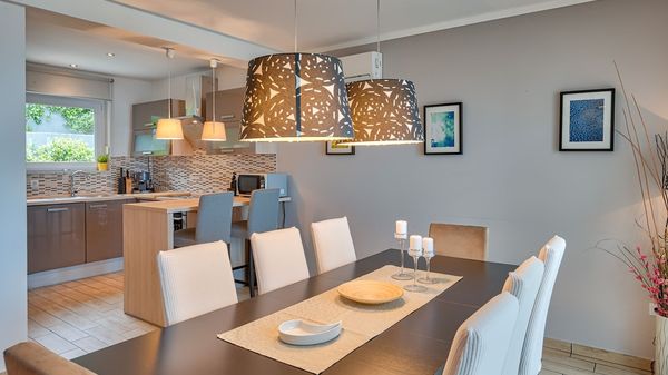 Villa LIna - prekrasna vila s infinity bazenom u blizini plaže