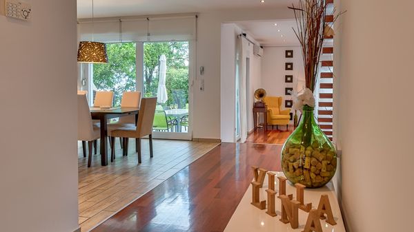 Villa LIna - prekrasna vila s infinity bazenom u blizini plaže