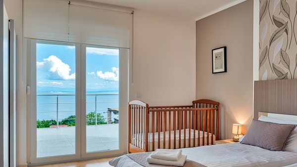 Villa LIna - prekrasna vila s infinity bazenom u blizini plaže