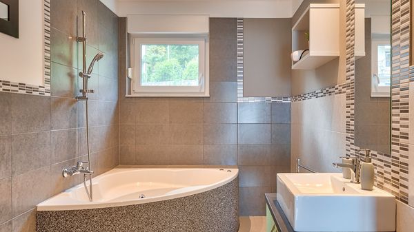 Villa LIna - prekrasna vila s infinity bazenom u blizini plaže
