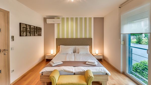 Villa LIna - prekrasna vila s infinity bazenom u blizini plaže