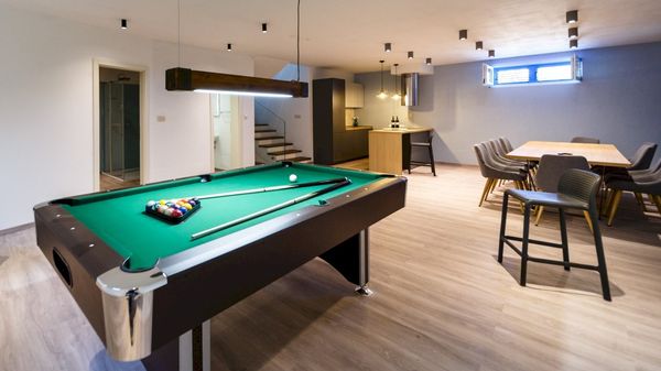 Moderna Villa Loma 2 s pogledom i vanjskim bazenom na Krku