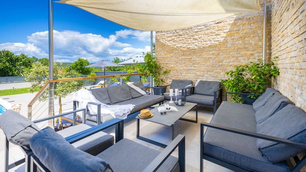 Villa Mabella -Vila s velikim privatnim bazenom, fitness salom, dječjom igraonicom i biljarom