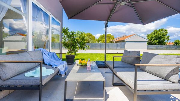 Villa Mabella -Vila s velikim privatnim bazenom, fitness salom, dječjom igraonicom i biljarom