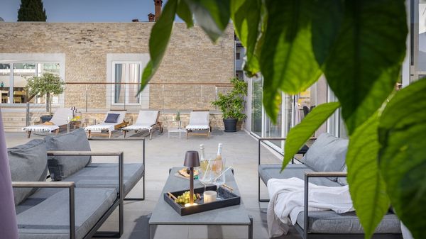 Villa Mabella -Vila s velikim privatnim bazenom, fitness salom, dječjom igraonicom i biljarom