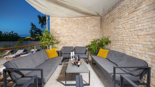 Villa Mabella -Vila s velikim privatnim bazenom, fitness salom, dječjom igraonicom i biljarom