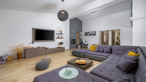 Villa Mabella -Vila s velikim privatnim bazenom, fitness salom, dječjom igraonicom i biljarom