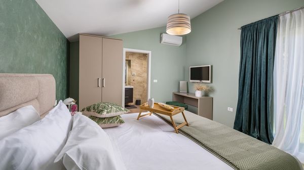Villa Mabella -Vila s velikim privatnim bazenom, fitness salom, dječjom igraonicom i biljarom