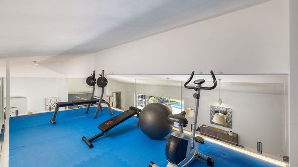 Villa Mabella -Vila s velikim privatnim bazenom, fitness salom, dječjom igraonicom i biljarom