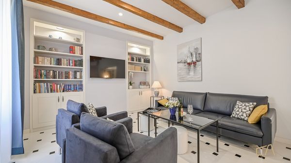 Familienfreundliche Villa Maria mit Außenpool und Grill auf Krk