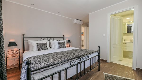 Familienfreundliche Villa Maria mit Außenpool und Grill auf Krk