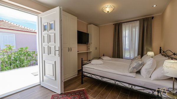 Familienfreundliche Villa Maria mit Außenpool und Grill auf Krk