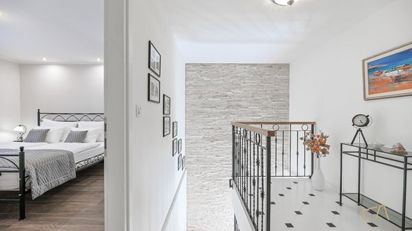 Familienfreundliche Villa Maria mit Außenpool und Grill auf Krk
