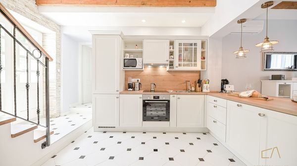 Familienfreundliche Villa Maria mit Außenpool und Grill auf Krk