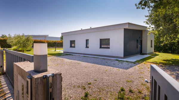 Villa Mariva - beautiful modern built villa with private pool