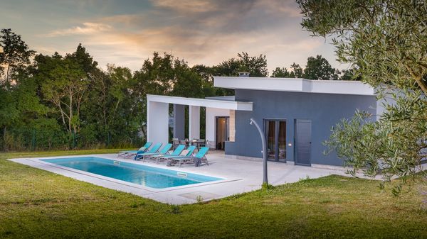 Villa Mariva - beautiful modern built villa with private pool
