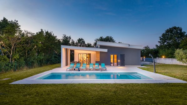 Villa Mariva - beautiful modern built villa with private pool