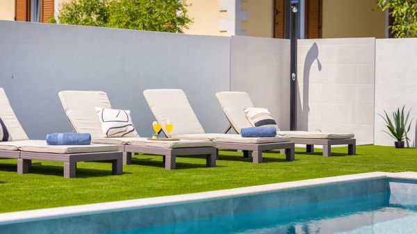 Villa Mateo - modern villa with private pool near the beach