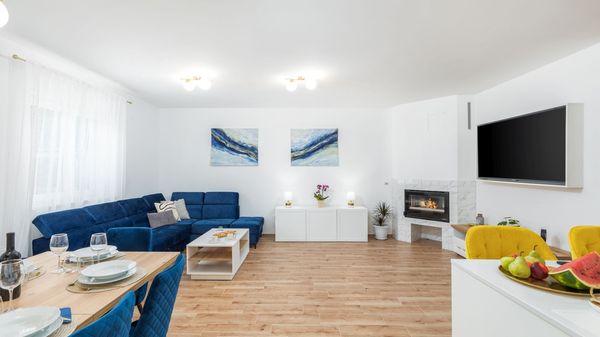 Villa Mateo - modern villa with private pool near the beach