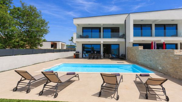 Villa Melia - a cozy villa with 4 bedrooms and private pool