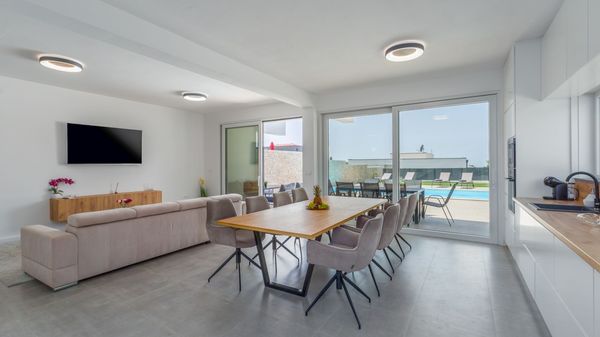 Villa Melia - a cozy villa with 4 bedrooms and private pool