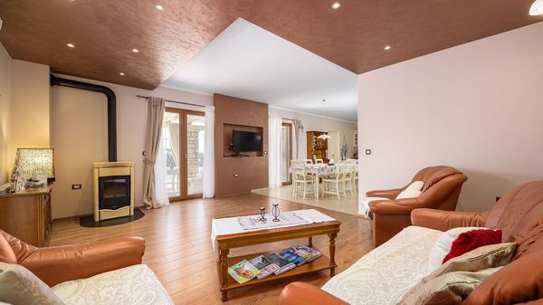 Villa Neo