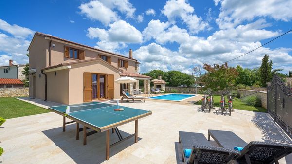 Villa Neo