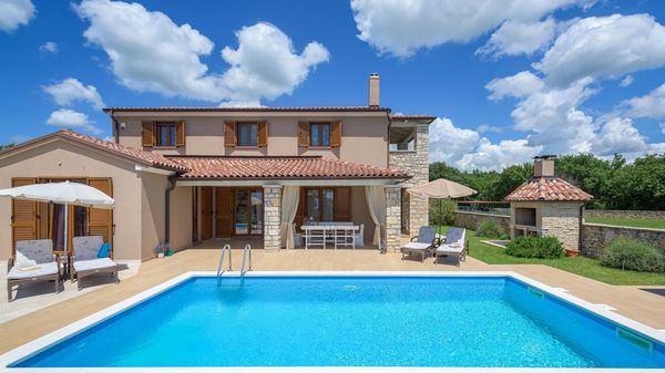 Villa Neo