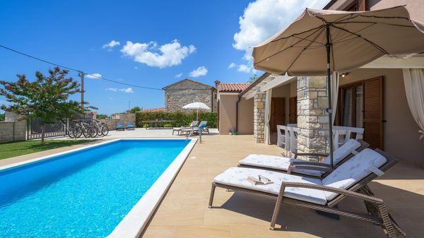 Villa Neo
