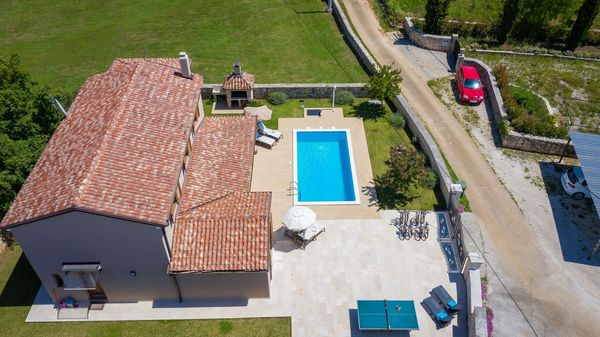 Villa Neo