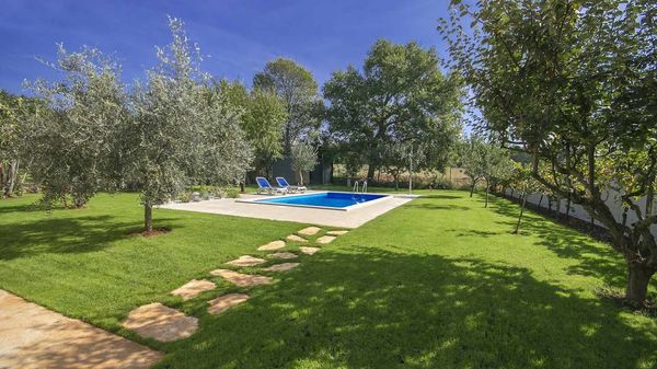 Villa Oliva - kuća sa bazenom u blizini Poreča