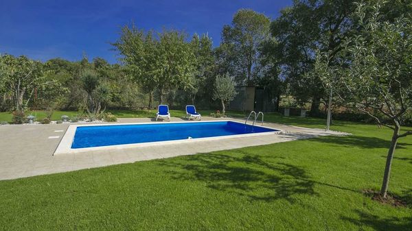 Villa Oliva - kuća sa bazenom u blizini Poreča
