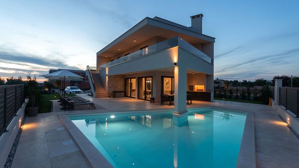 Villa Perla with swimming pool and whirlpool