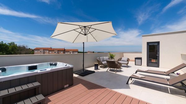 Villa Perla with swimming pool and whirlpool