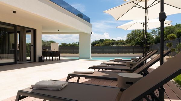 Villa Perla with swimming pool and whirlpool