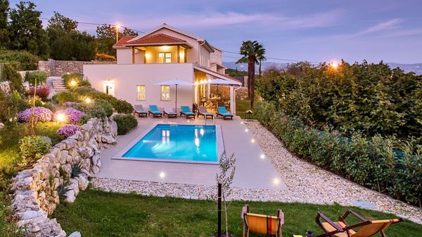 Villa Pia - vila blizu mora, s privatnim bazenom i prekrasnim pogledom na more
