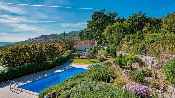 Villa Pia - vila blizu mora, s privatnim bazenom i prekrasnim pogledom na more