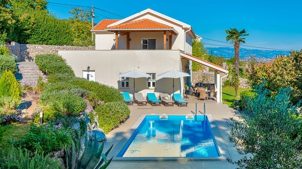 Villa Pia - vila blizu mora, s privatnim bazenom i prekrasnim pogledom na more