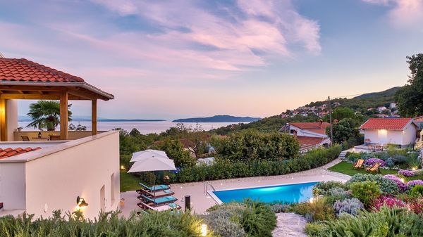 Villa Pia - vila blizu mora, s privatnim bazenom i prekrasnim pogledom na more