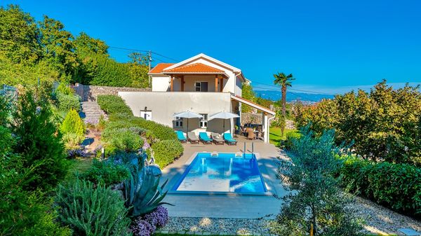 Villa Pia - vila blizu mora, s privatnim bazenom i prekrasnim pogledom na more