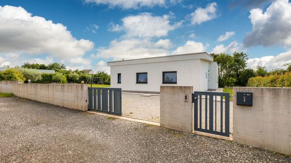 Villa Sama - Beautiful modern built villa with pool in Central Istria