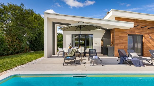 Villa Sama - Beautiful modern built villa with pool in Central Istria
