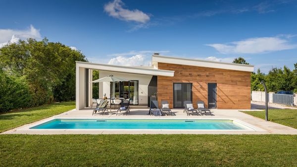 Villa Sama - Beautiful modern built villa with pool in Central Istria