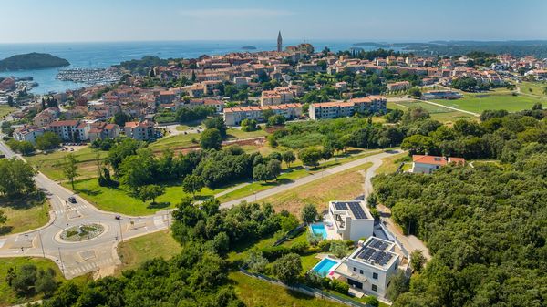 Villa Sara - Luxurious villa with private pool and sauna, near the beach in Vrsar